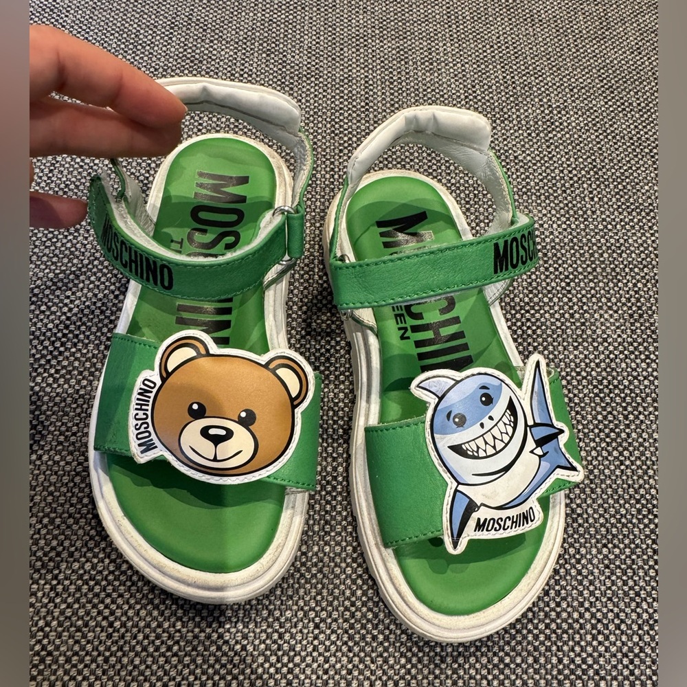 Pre owned moschino sandals (unisex) size 30 european